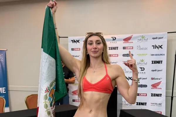 Zapůsobí v bikinách i v boji. Neporažená kráska míří do UFC